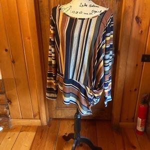 Long sleeve vertical stripe top